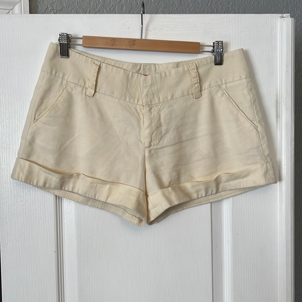 Alice + Olivia linen shorts